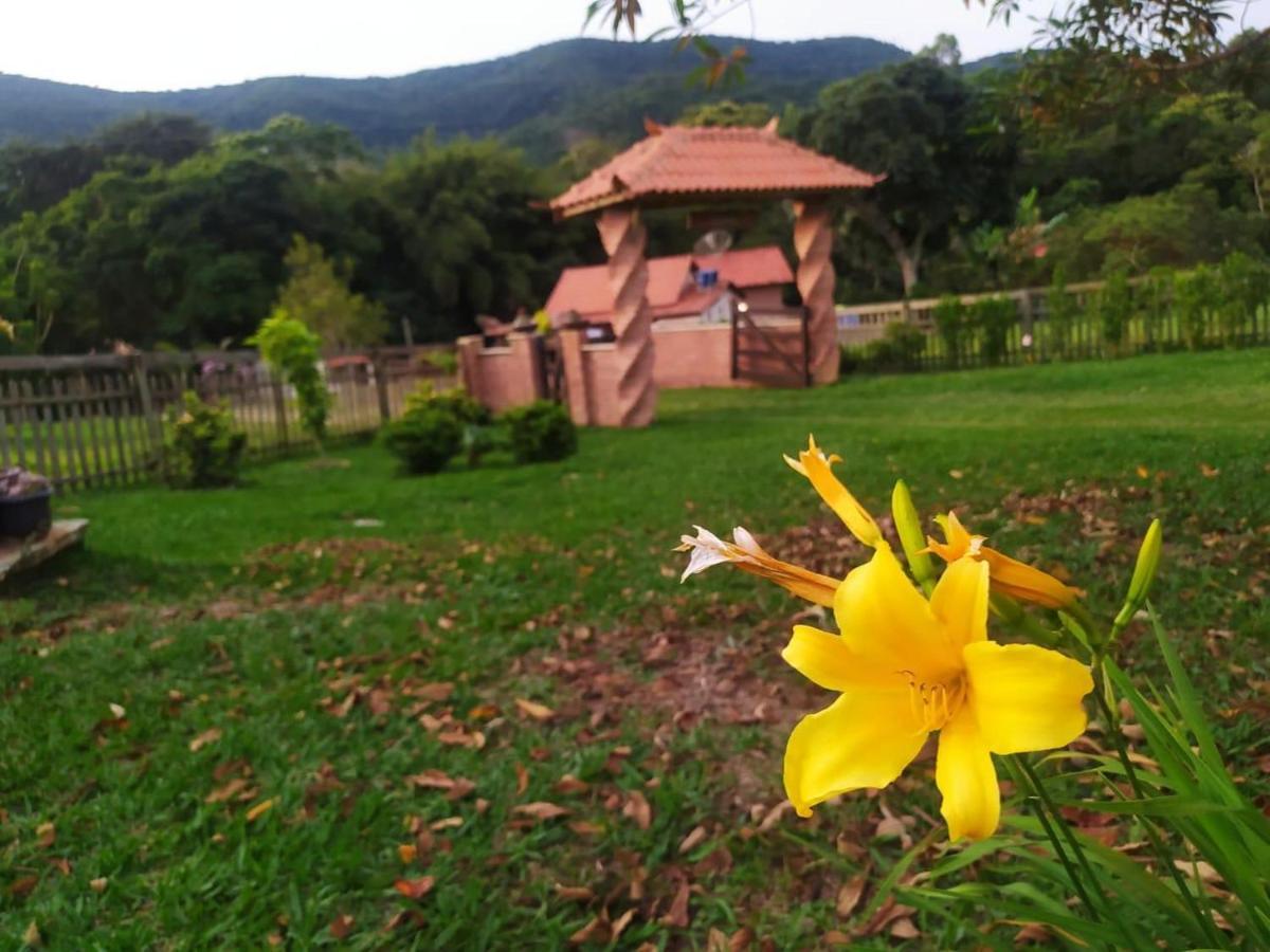 Recanto Das Flores Sao Tome das Letras Luaran gambar