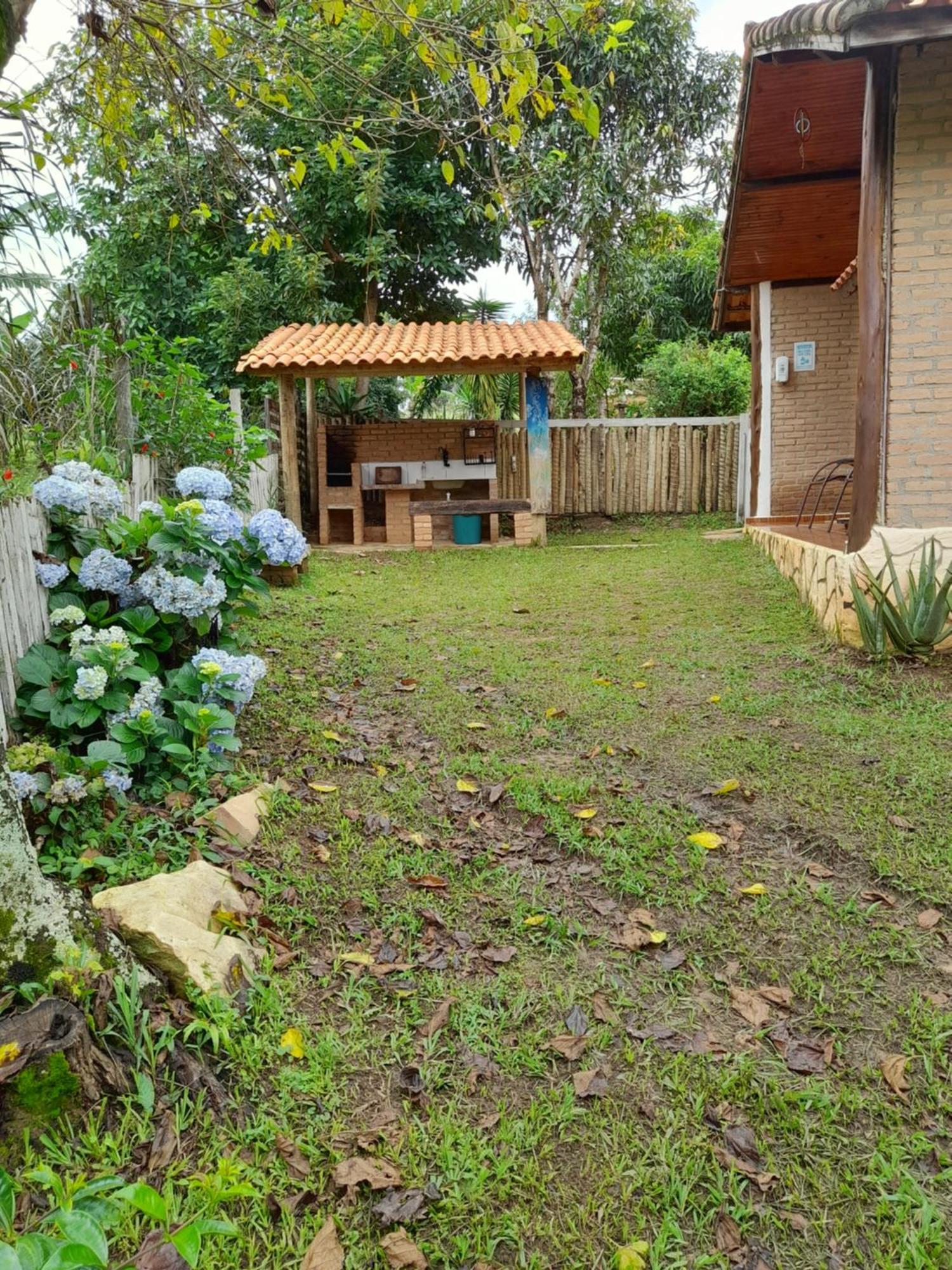 Recanto Das Flores Sao Tome das Letras Bilik gambar