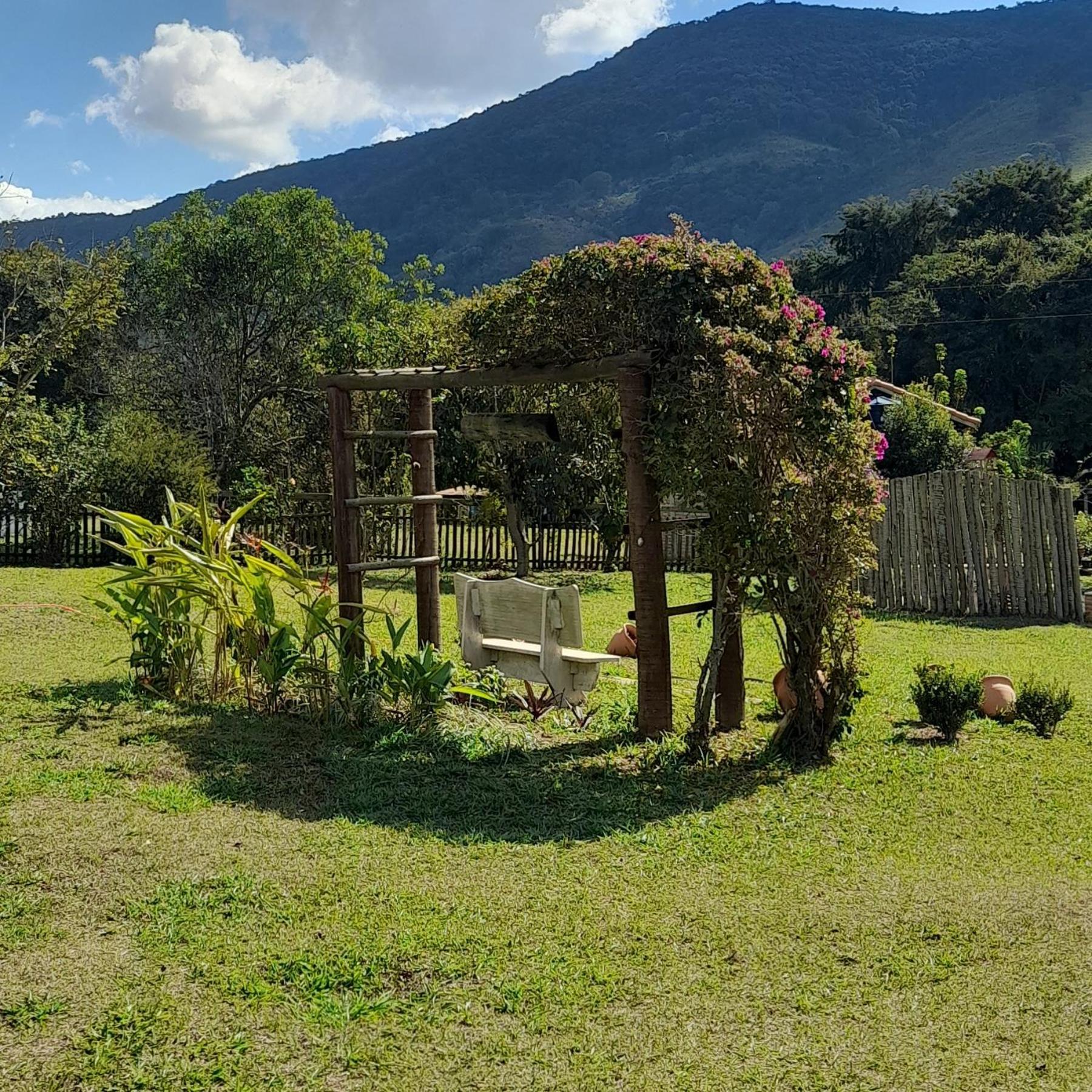 Recanto Das Flores Sao Tome das Letras Luaran gambar